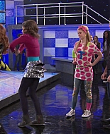 Shake_It_Up_S01E21_1080p_BTD_000361.jpg