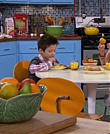 Shake_It_Up_S01E21_1080p_BTD_000509.jpg