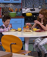 Shake_It_Up_S01E21_1080p_BTD_000511.jpg