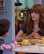 Shake_It_Up_S01E21_1080p_BTD_000518.jpg