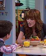 Shake_It_Up_S01E21_1080p_BTD_000540.jpg