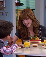 Shake_It_Up_S01E21_1080p_BTD_000546.jpg