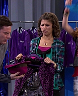 Shake_It_Up_S01E21_1080p_BTD_000760.jpg