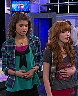 Shake_It_Up_S01E21_1080p_BTD_000801.jpg