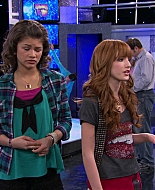 Shake_It_Up_S01E21_1080p_BTD_000804.jpg