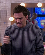 Shake_It_Up_S01E21_1080p_BTD_000979.jpg