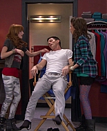 Shake_It_Up_S01E21_1080p_BTD_001994.jpg