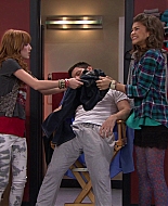 Shake_It_Up_S01E21_1080p_BTD_002009.jpg