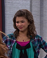 Shake_It_Up_S01E21_1080p_BTD_002124.jpg