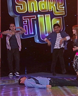 Shake_It_Up_S01E21_1080p_BTD_002215.jpg
