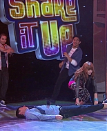 Shake_It_Up_S01E21_1080p_BTD_002220.jpg