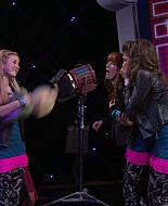 Shake_It_Up_S01E21_1080p_BTD_002930.jpg