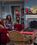 Shake_It_Up_S02E01_Shrink_It_Up_1080p_BTD_000065.jpg