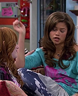 Shake_It_Up_S02E01_Shrink_It_Up_1080p_BTD_000110.jpg