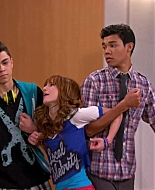 Shake_It_Up_S02E01_Shrink_It_Up_1080p_BTD_000315.jpg