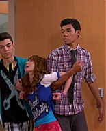 Shake_It_Up_S02E01_Shrink_It_Up_1080p_BTD_000316.jpg