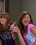 Shake_It_Up_S02E01_Shrink_It_Up_1080p_BTD_000328.jpg