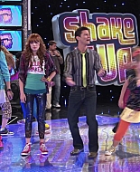 Shake_It_Up_S02E01_Shrink_It_Up_1080p_BTD_000486.jpg