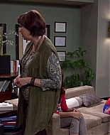 Shake_It_Up_S02E01_Shrink_It_Up_1080p_BTD_001897.jpg