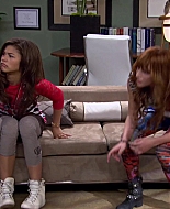 Shake_It_Up_S02E01_Shrink_It_Up_1080p_BTD_001908.jpg