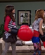 Shake_It_Up_S02E01_Shrink_It_Up_1080p_BTD_001923.jpg