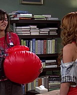 Shake_It_Up_S02E01_Shrink_It_Up_1080p_BTD_001994.jpg
