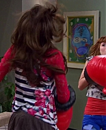Shake_It_Up_S02E01_Shrink_It_Up_1080p_BTD_002009.jpg