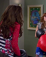 Shake_It_Up_S02E01_Shrink_It_Up_1080p_BTD_002010.jpg