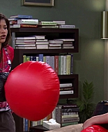 Shake_It_Up_S02E01_Shrink_It_Up_1080p_BTD_002012.jpg