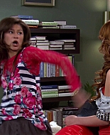 Shake_It_Up_S02E01_Shrink_It_Up_1080p_BTD_002025.jpg