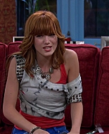 Shake_It_Up_S02E01_Shrink_It_Up_1080p_BTD_002165.jpg