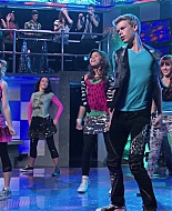 Shake_It_Up_S02E01_Shrink_It_Up_1080p_BTD_002891.jpg