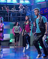 Shake_It_Up_S02E01_Shrink_It_Up_1080p_BTD_002893.jpg