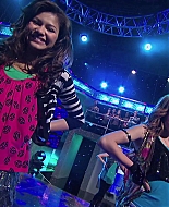 Shake_It_Up_S02E01_Shrink_It_Up_1080p_BTD_002970.jpg