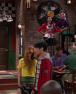 Shake_It_Up_S02E02_Three_s_a_Crowd_It_Up_1080p_BTD_002917.jpg
