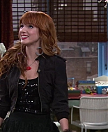 Shake_It_Up_S02E04_Beam_It_Up_1080p_BTD_000080.jpg