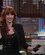 Shake_It_Up_S02E04_Beam_It_Up_1080p_BTD_000095.jpg