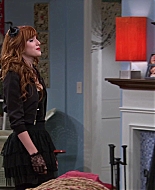 Shake_It_Up_S02E04_Beam_It_Up_1080p_BTD_000111.jpg