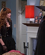 Shake_It_Up_S02E04_Beam_It_Up_1080p_BTD_000112.jpg