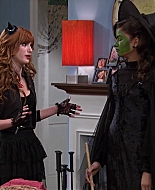 Shake_It_Up_S02E04_Beam_It_Up_1080p_BTD_000116.jpg
