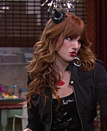 Shake_It_Up_S02E04_Beam_It_Up_1080p_BTD_000122.jpg