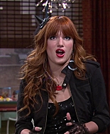 Shake_It_Up_S02E04_Beam_It_Up_1080p_BTD_000133.jpg