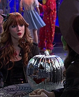 Shake_It_Up_S02E04_Beam_It_Up_1080p_BTD_000525.jpg