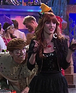 Shake_It_Up_S02E04_Beam_It_Up_1080p_BTD_000587.jpg