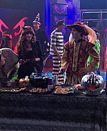 Shake_It_Up_S02E04_Beam_It_Up_1080p_BTD_000963.jpg