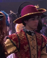 Shake_It_Up_S02E04_Beam_It_Up_1080p_BTD_000989.jpg