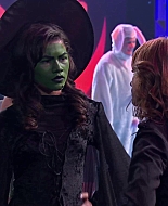 Shake_It_Up_S02E04_Beam_It_Up_1080p_BTD_001016.jpg