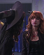 Shake_It_Up_S02E04_Beam_It_Up_1080p_BTD_001036.jpg