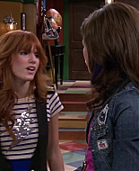 Shake_It_Up_S02E04_Beam_It_Up_1080p_BTD_001374.jpg