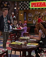 Shake_It_Up_S02E04_Beam_It_Up_1080p_BTD_001581.jpg